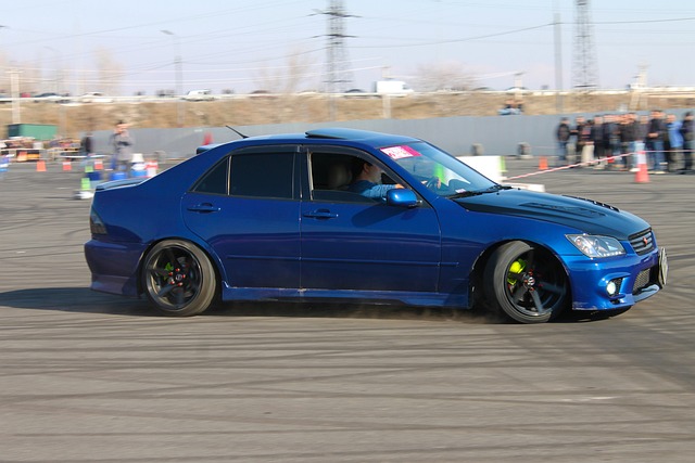 无袍法官助 无袍法官助